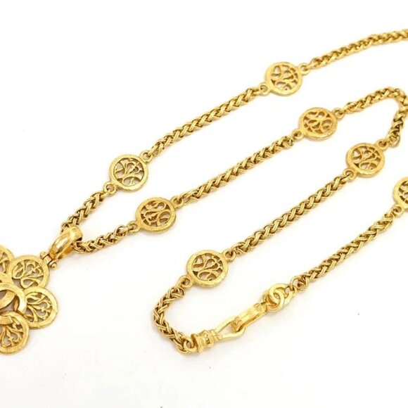 CHANEL CC Logo Flower Filigree Round Necklace 31&#034; Gold Tone 95A Auth w/Box - Picture 3 of 9